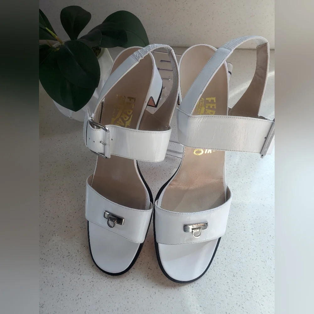 Ferragamo Salvatorre White Leather Shoes Size 7.5 - Picture 6 of 7
